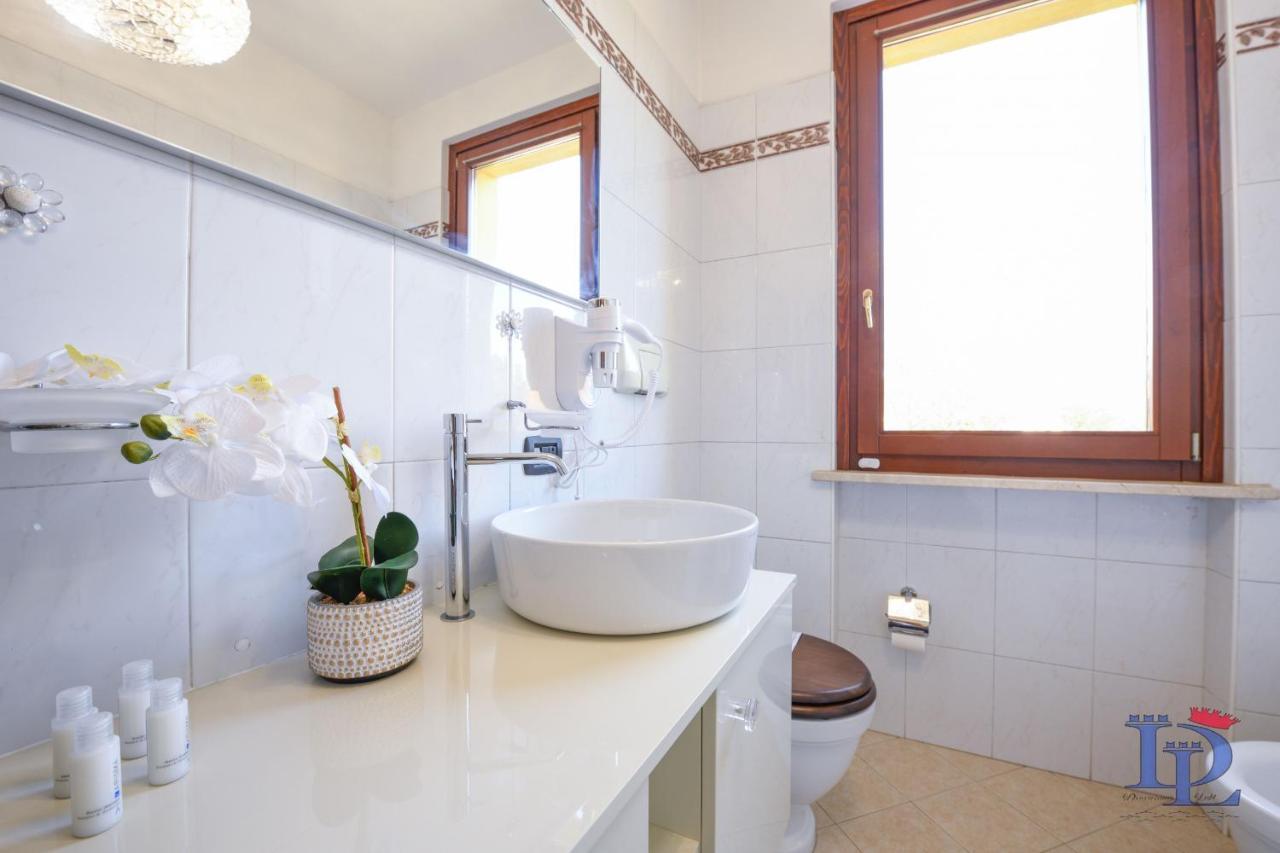 Desenzanoloft Official Partner Marriott Homes & Villas - Luxury Suite With Jacuzzi And Garden Дезенцано-дель-Гарда Екстер'єр фото